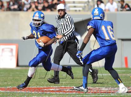 Thumbnail 2 in Murphy vs. Plymouth (NCHSAA 1A Final) photogallery.