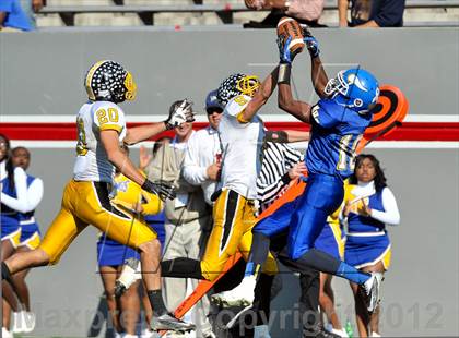 Thumbnail 1 in Murphy vs. Plymouth (NCHSAA 1A Final) photogallery.