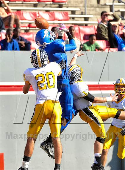 Thumbnail 2 in Murphy vs. Plymouth (NCHSAA 1A Final) photogallery.
