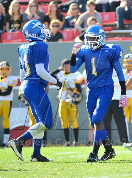 Thumbnail 1 in Murphy vs. Plymouth (NCHSAA 1A Final) photogallery.