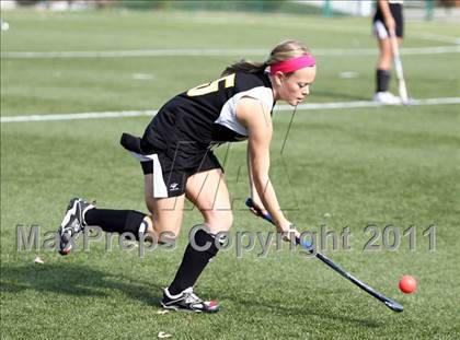 Thumbnail 2 in Lafayette vs. Cor Jesu (Midwest Field Hockey Tournament) photogallery.
