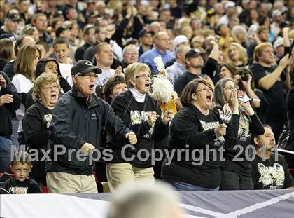 Thumbnail 1 in Calhoun vs. Buford (GHSA Class AA Final) photogallery.