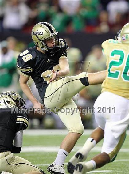 Thumbnail 3 in Calhoun vs. Buford (GHSA Class AA Final) photogallery.