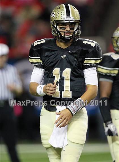 Thumbnail 1 in Calhoun vs. Buford (GHSA Class AA Final) photogallery.