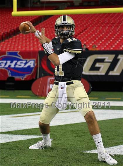 Thumbnail 3 in Calhoun vs. Buford (GHSA Class AA Final) photogallery.