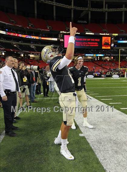 Thumbnail 1 in Calhoun vs. Buford (GHSA Class AA Final) photogallery.