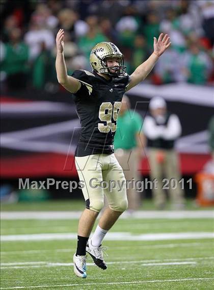Thumbnail 3 in Calhoun vs. Buford (GHSA Class AA Final) photogallery.