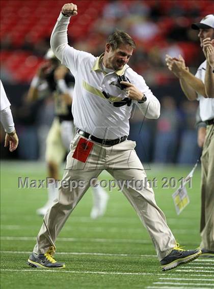 Thumbnail 2 in Calhoun vs. Buford (GHSA Class AA Final) photogallery.