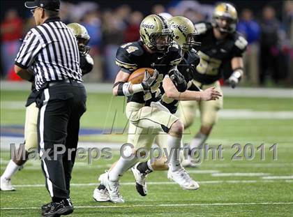 Thumbnail 1 in Calhoun vs. Buford (GHSA Class AA Final) photogallery.