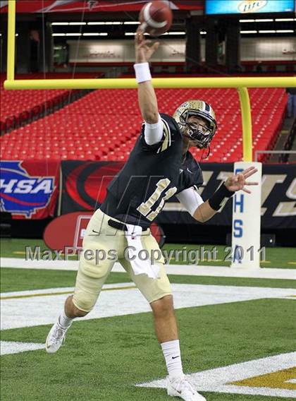 Thumbnail 3 in Calhoun vs. Buford (GHSA Class AA Final) photogallery.