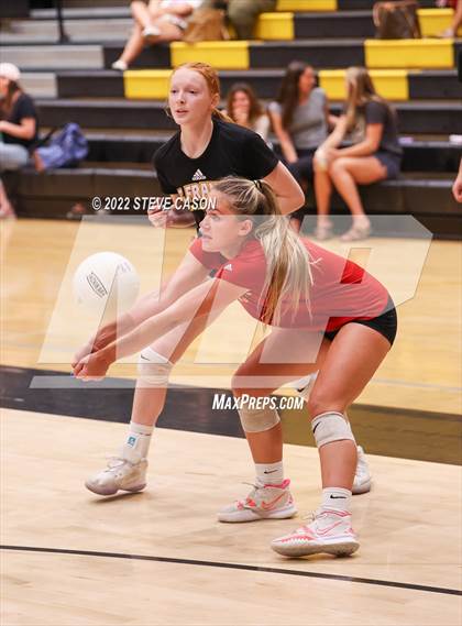 Thumbnail 3 in Del Oro vs St Francis (Del Oro Tournament) photogallery.