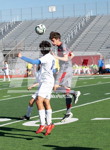 Thumbnail 3 in Lee [Robert E.] vs Sam Houston (North Texas Elite Showcase) photogallery.