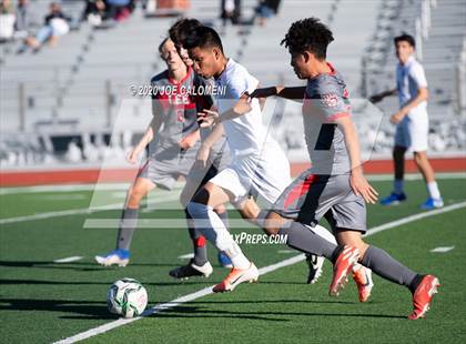 Thumbnail 2 in Lee [Robert E.] vs Sam Houston (North Texas Elite Showcase) photogallery.