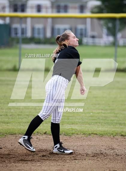 Thumbnail 1 in Middletown vs Kingston (Section 9 Class AA Semifinal) photogallery.