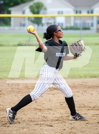 Thumbnail 1 in Middletown vs Kingston (Section 9 Class AA Semifinal) photogallery.