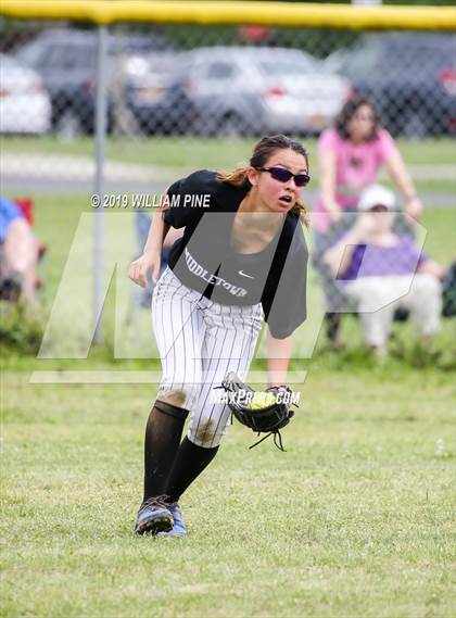 Thumbnail 3 in Middletown vs Kingston (Section 9 Class AA Semifinal) photogallery.