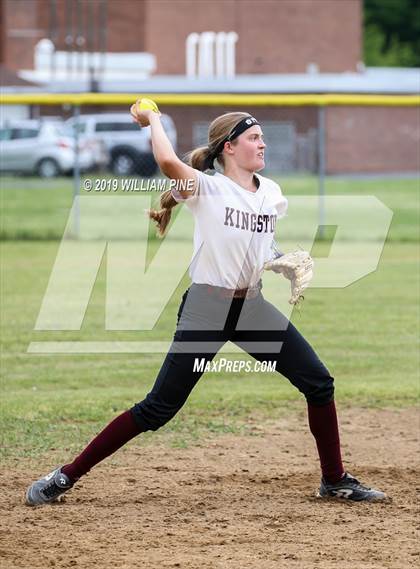 Thumbnail 1 in Middletown vs Kingston (Section 9 Class AA Semifinal) photogallery.