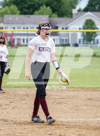Thumbnail 2 in Middletown vs Kingston (Section 9 Class AA Semifinal) photogallery.