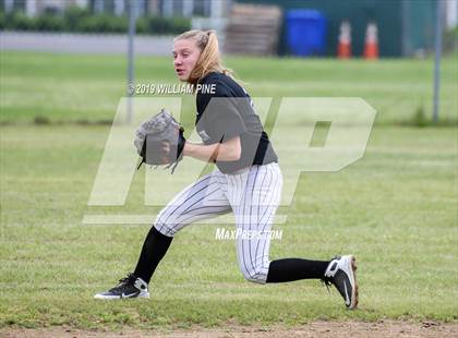 Thumbnail 3 in Middletown vs Kingston (Section 9 Class AA Semifinal) photogallery.