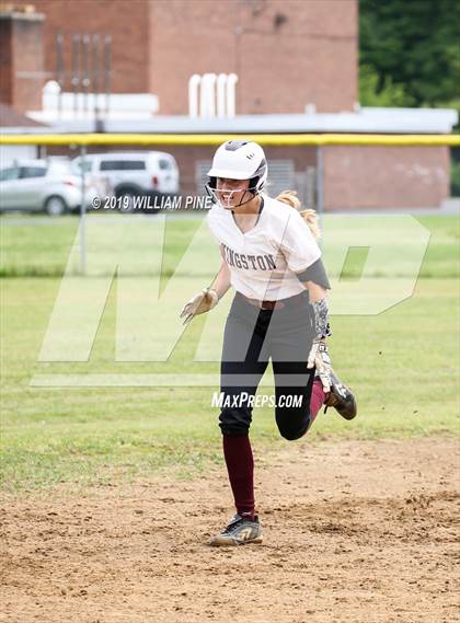 Thumbnail 2 in Middletown vs Kingston (Section 9 Class AA Semifinal) photogallery.