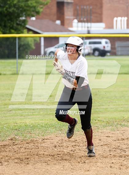 Thumbnail 3 in Middletown vs Kingston (Section 9 Class AA Semifinal) photogallery.