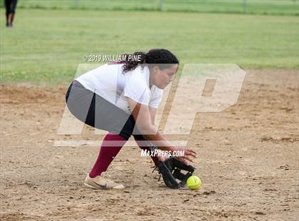 Thumbnail 2 in Middletown vs Kingston (Section 9 Class AA Semifinal) photogallery.