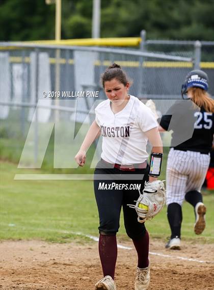 Thumbnail 2 in Middletown vs Kingston (Section 9 Class AA Semifinal) photogallery.