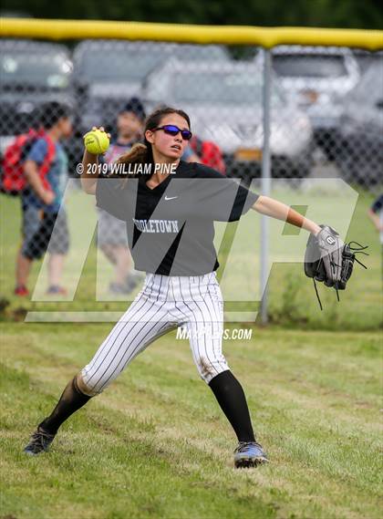 Thumbnail 2 in Middletown vs Kingston (Section 9 Class AA Semifinal) photogallery.