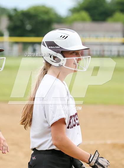 Thumbnail 2 in Middletown vs Kingston (Section 9 Class AA Semifinal) photogallery.