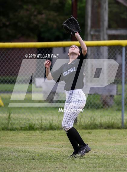 Thumbnail 2 in Middletown vs Kingston (Section 9 Class AA Semifinal) photogallery.
