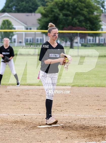 Thumbnail 3 in Middletown vs Kingston (Section 9 Class AA Semifinal) photogallery.