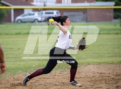 Thumbnail 2 in Middletown vs Kingston (Section 9 Class AA Semifinal) photogallery.