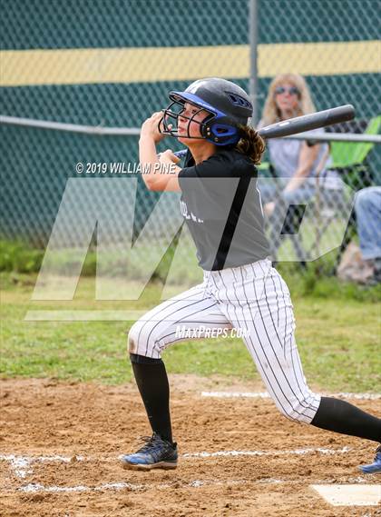 Thumbnail 3 in Middletown vs Kingston (Section 9 Class AA Semifinal) photogallery.