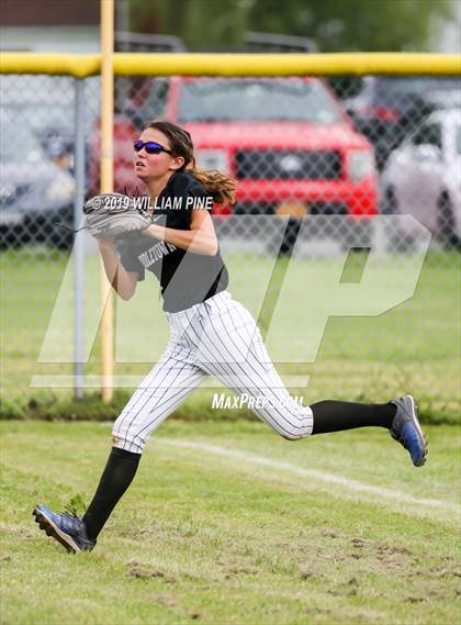Thumbnail 2 in Middletown vs Kingston (Section 9 Class AA Semifinal) photogallery.