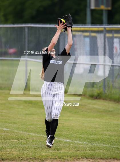 Thumbnail 1 in Middletown vs Kingston (Section 9 Class AA Semifinal) photogallery.