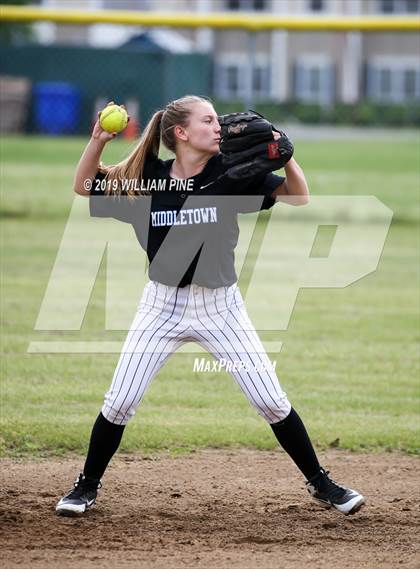 Thumbnail 3 in Middletown vs Kingston (Section 9 Class AA Semifinal) photogallery.