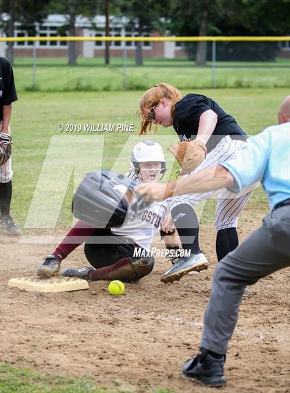 Thumbnail 1 in Middletown vs Kingston (Section 9 Class AA Semifinal) photogallery.