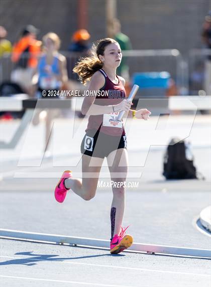 Thumbnail 3 in UF Relays (Saturday - 4 x 800 Meter Heat 2) photogallery.