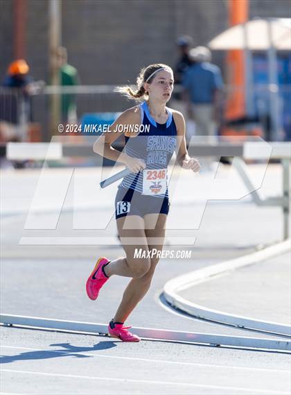 Thumbnail 2 in UF Relays (Saturday - 4 x 800 Meter Heat 2) photogallery.