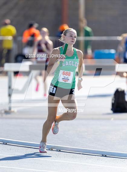 Thumbnail 2 in UF Relays (Saturday - 4 x 800 Meter Heat 2) photogallery.