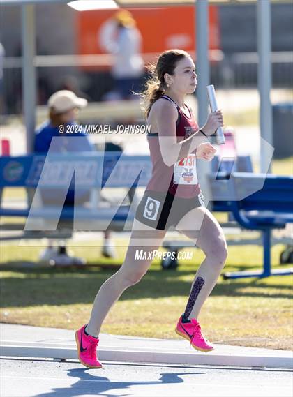 Thumbnail 3 in UF Relays (Saturday - 4 x 800 Meter Heat 2) photogallery.