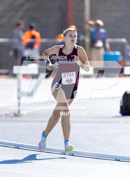 Thumbnail 3 in UF Relays (Saturday - 4 x 800 Meter Heat 2) photogallery.