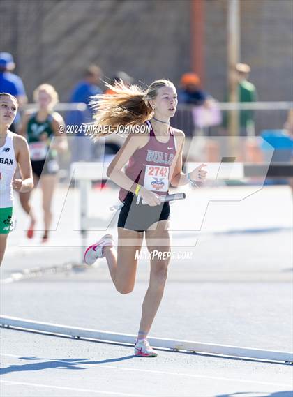 Thumbnail 3 in UF Relays (Saturday - 4 x 800 Meter Heat 2) photogallery.