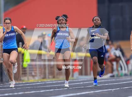 Thumbnail 3 in SAC Meet #2 at Hoke County (Girls) photogallery.