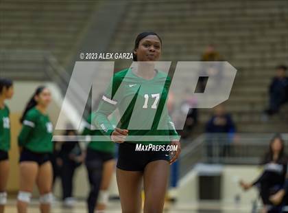 Thumbnail 3 in Southwest vs Edison  (UIL 5A Region 4 Bi-District Playoff) photogallery.