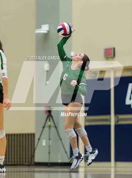 Thumbnail 1 in Southwest vs Edison  (UIL 5A Region 4 Bi-District Playoff) photogallery.