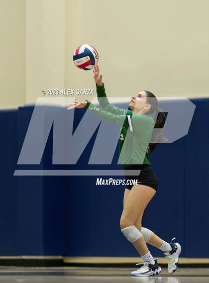 Thumbnail 1 in Southwest vs Edison  (UIL 5A Region 4 Bi-District Playoff) photogallery.