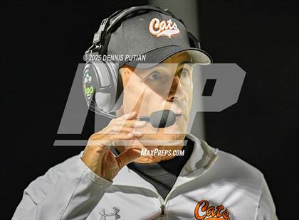 Thumbnail 3 in Saint Francis @ Los Gatos (CIF CCS D1 QuarterFinals) photogallery.