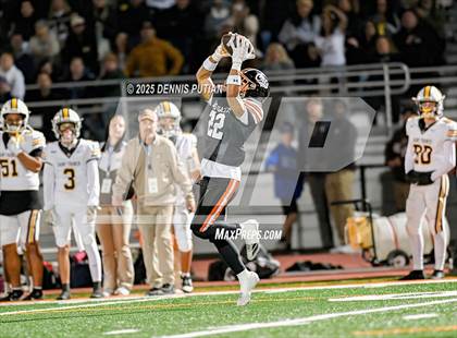 Thumbnail 2 in Saint Francis @ Los Gatos (CIF CCS D1 QuarterFinals) photogallery.