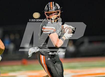 Thumbnail 3 in Saint Francis @ Los Gatos (CIF CCS D1 QuarterFinals) photogallery.